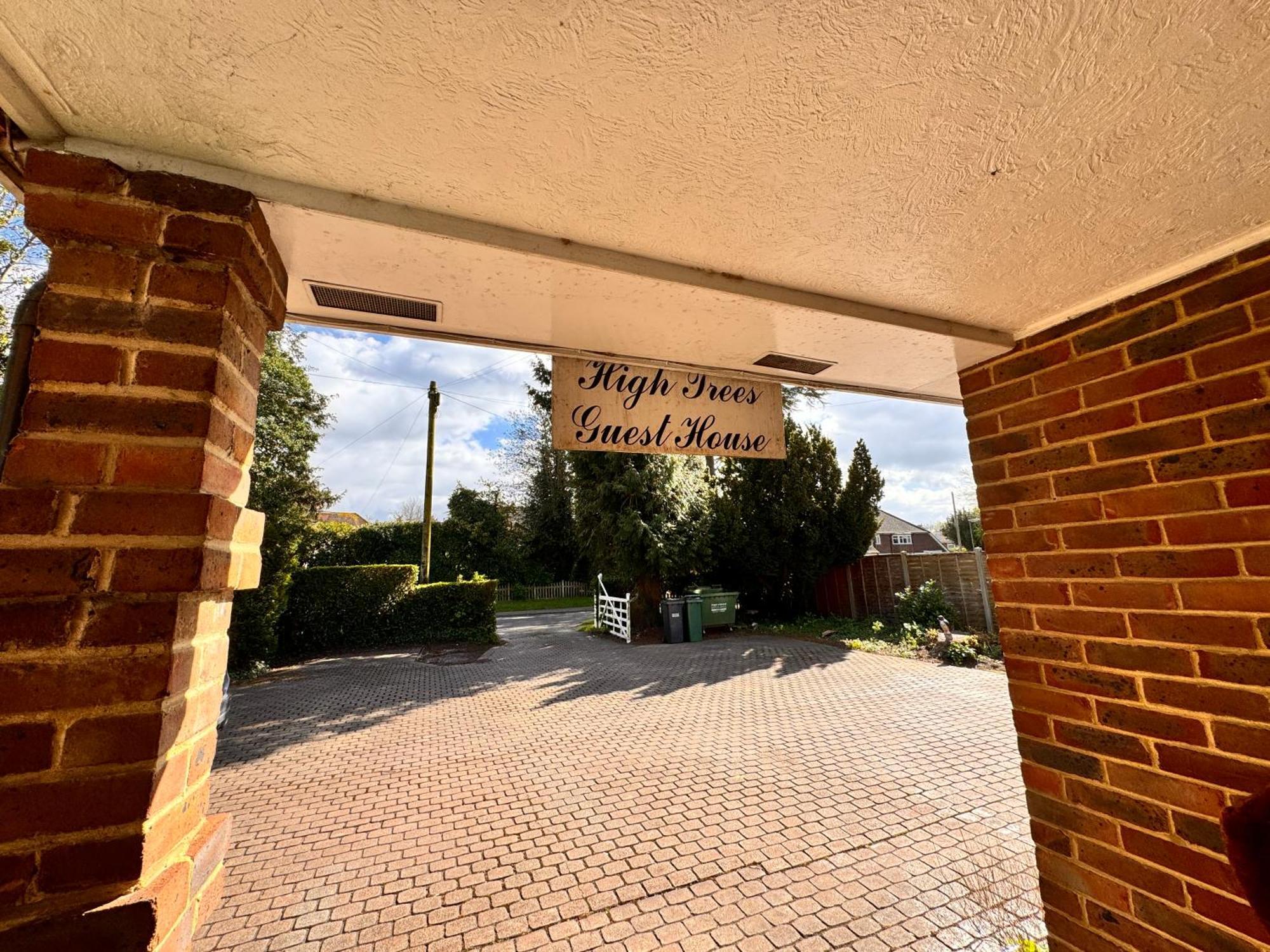 High Trees Guest House Gatwick Χόρλι Εξωτερικό φωτογραφία