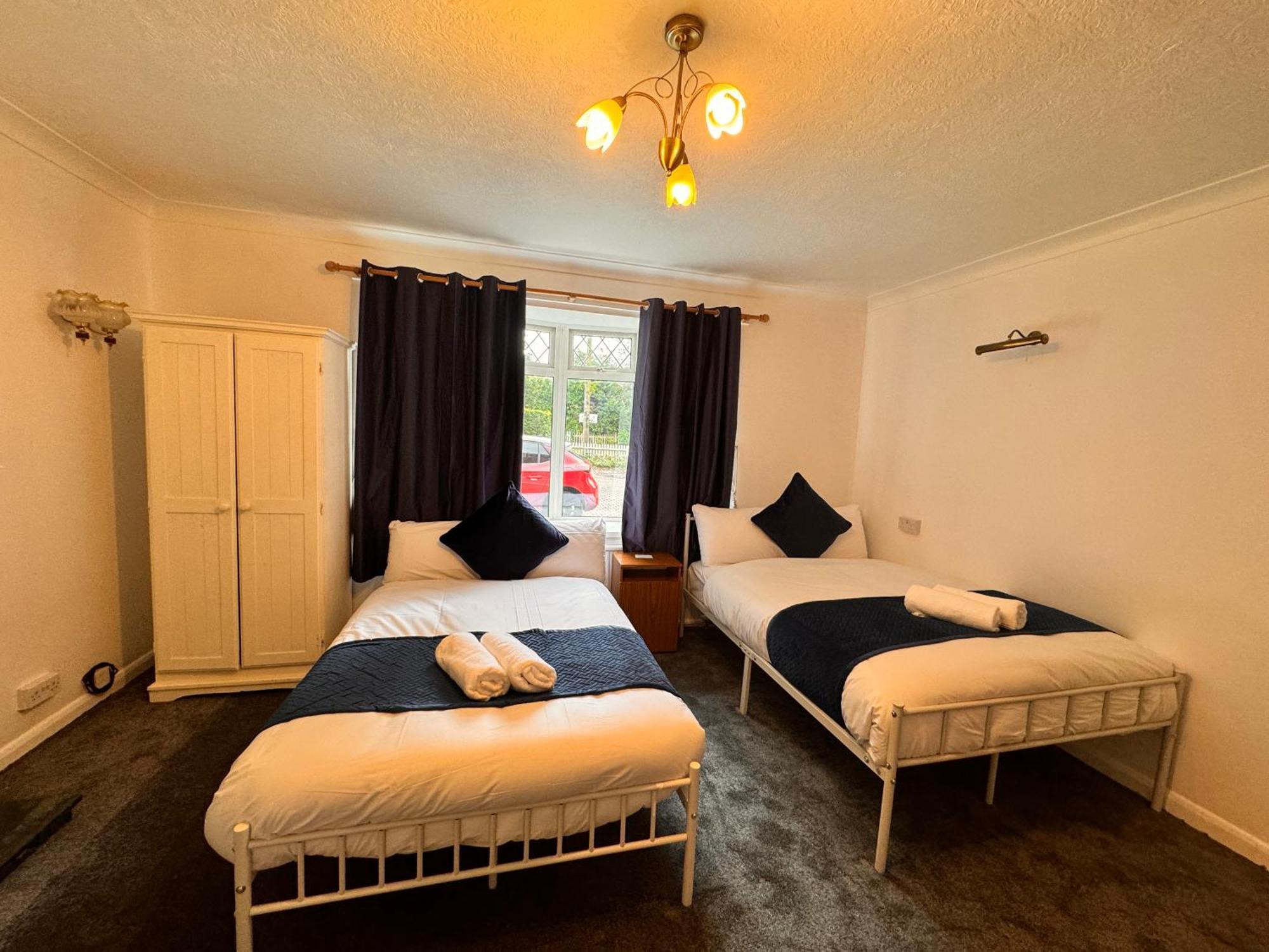 High Trees Guest House Gatwick Χόρλι Εξωτερικό φωτογραφία