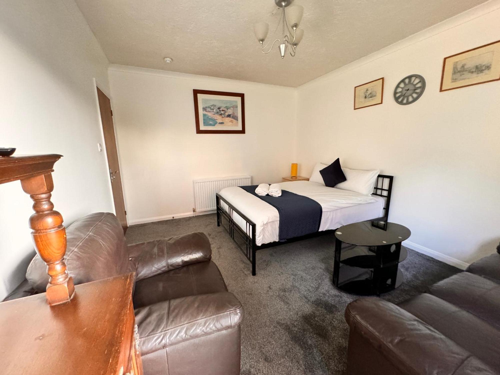 High Trees Guest House Gatwick Χόρλι Εξωτερικό φωτογραφία