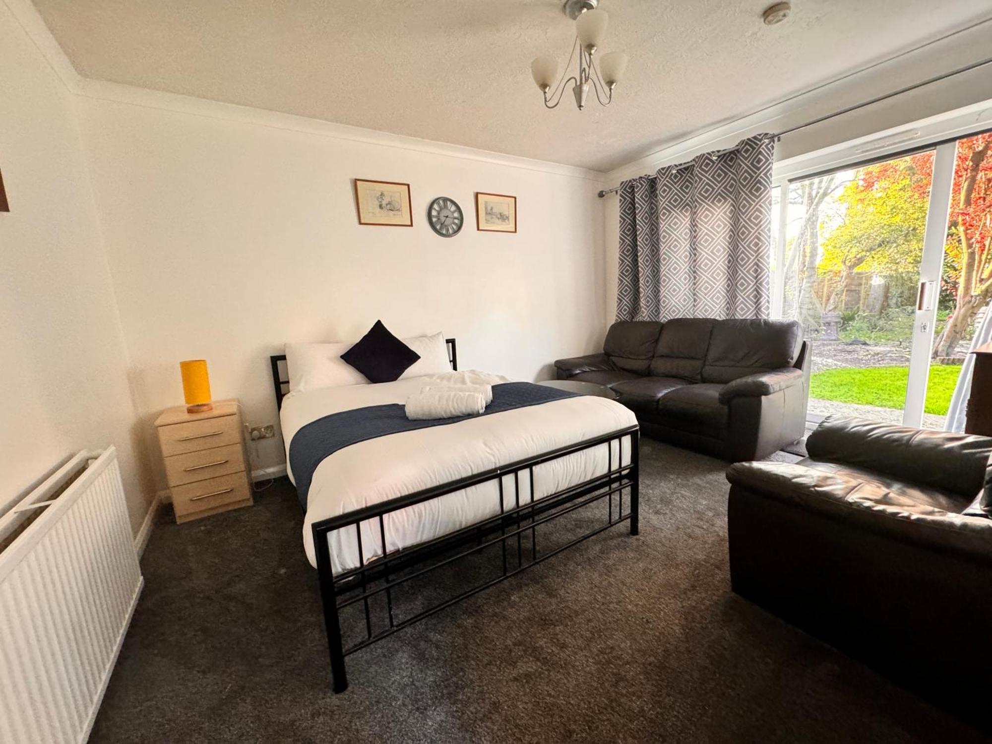 High Trees Guest House Gatwick Χόρλι Εξωτερικό φωτογραφία
