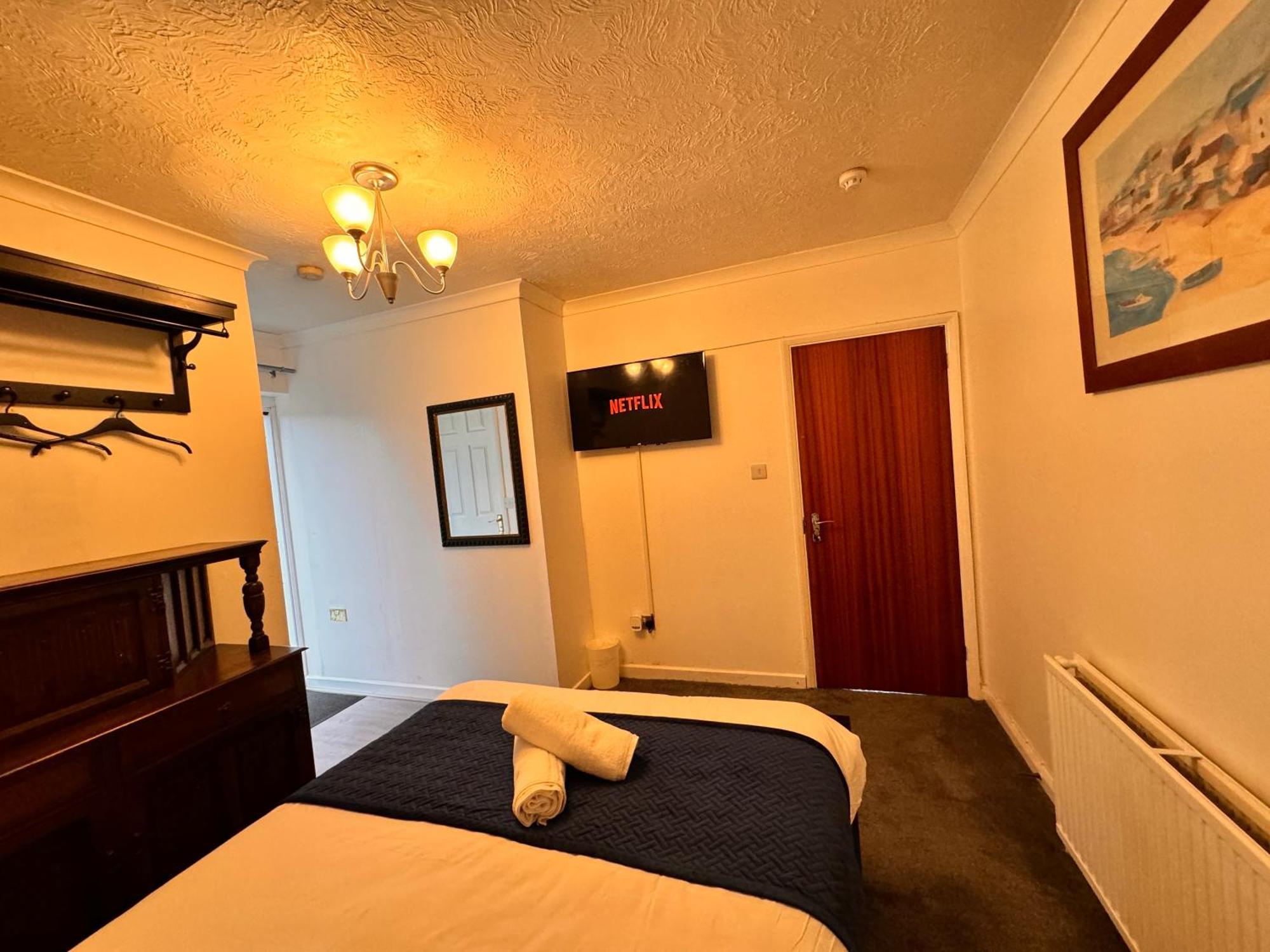 High Trees Guest House Gatwick Χόρλι Εξωτερικό φωτογραφία