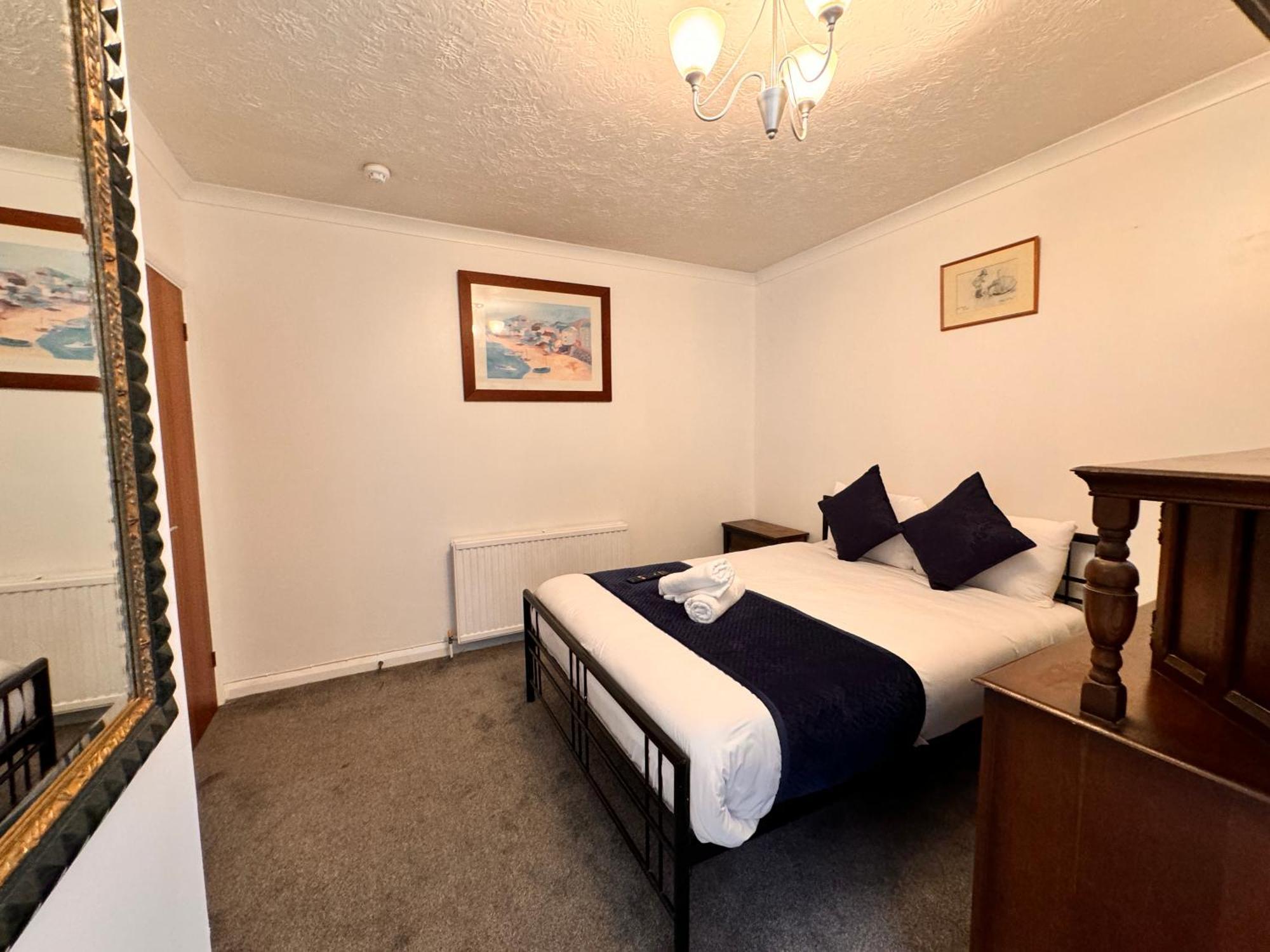 High Trees Guest House Gatwick Χόρλι Εξωτερικό φωτογραφία