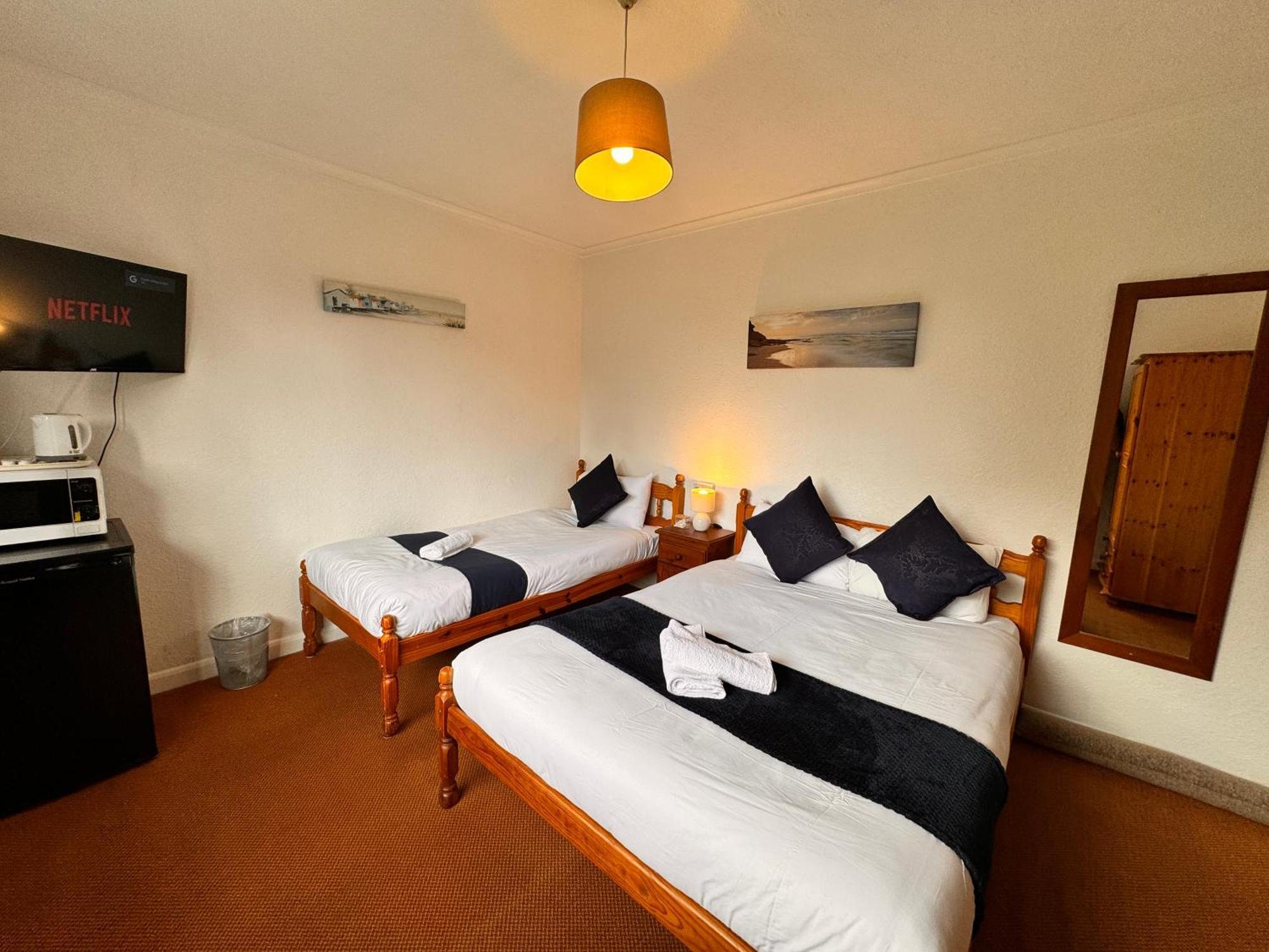 High Trees Guest House Gatwick Χόρλι Εξωτερικό φωτογραφία