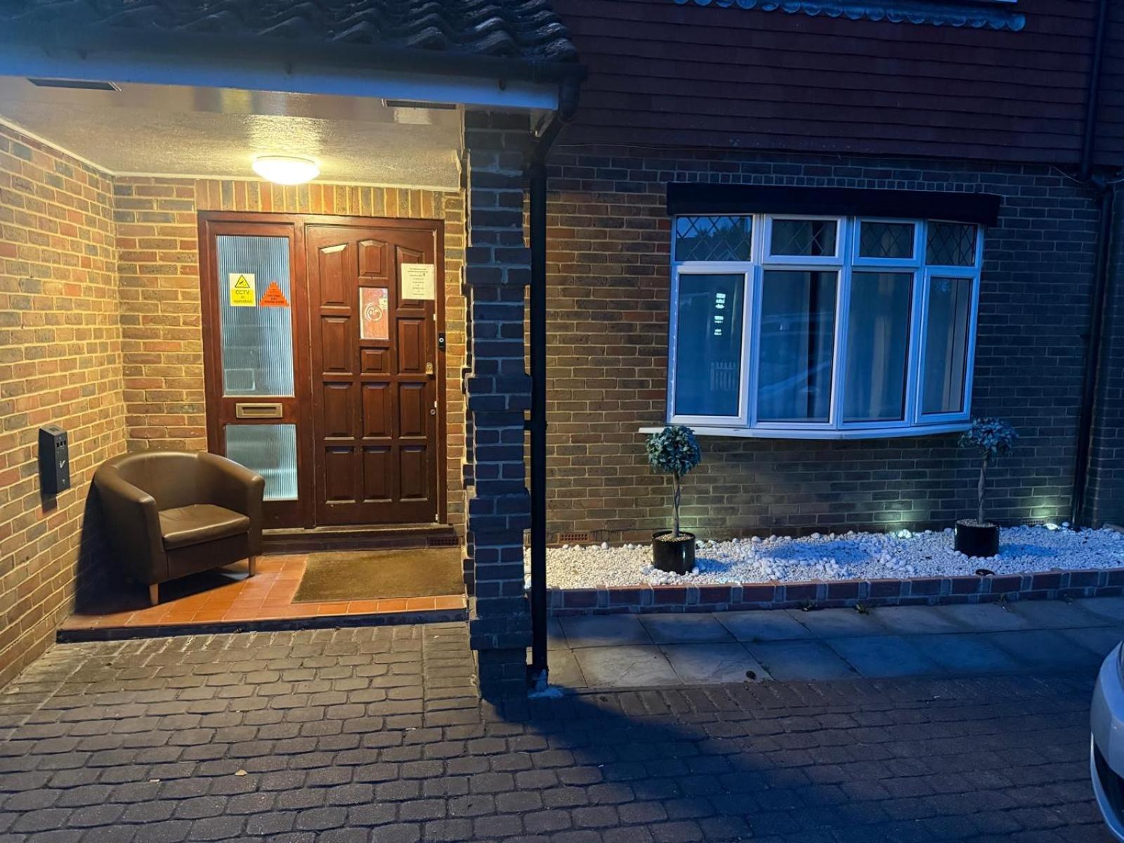 High Trees Guest House Gatwick Χόρλι Εξωτερικό φωτογραφία