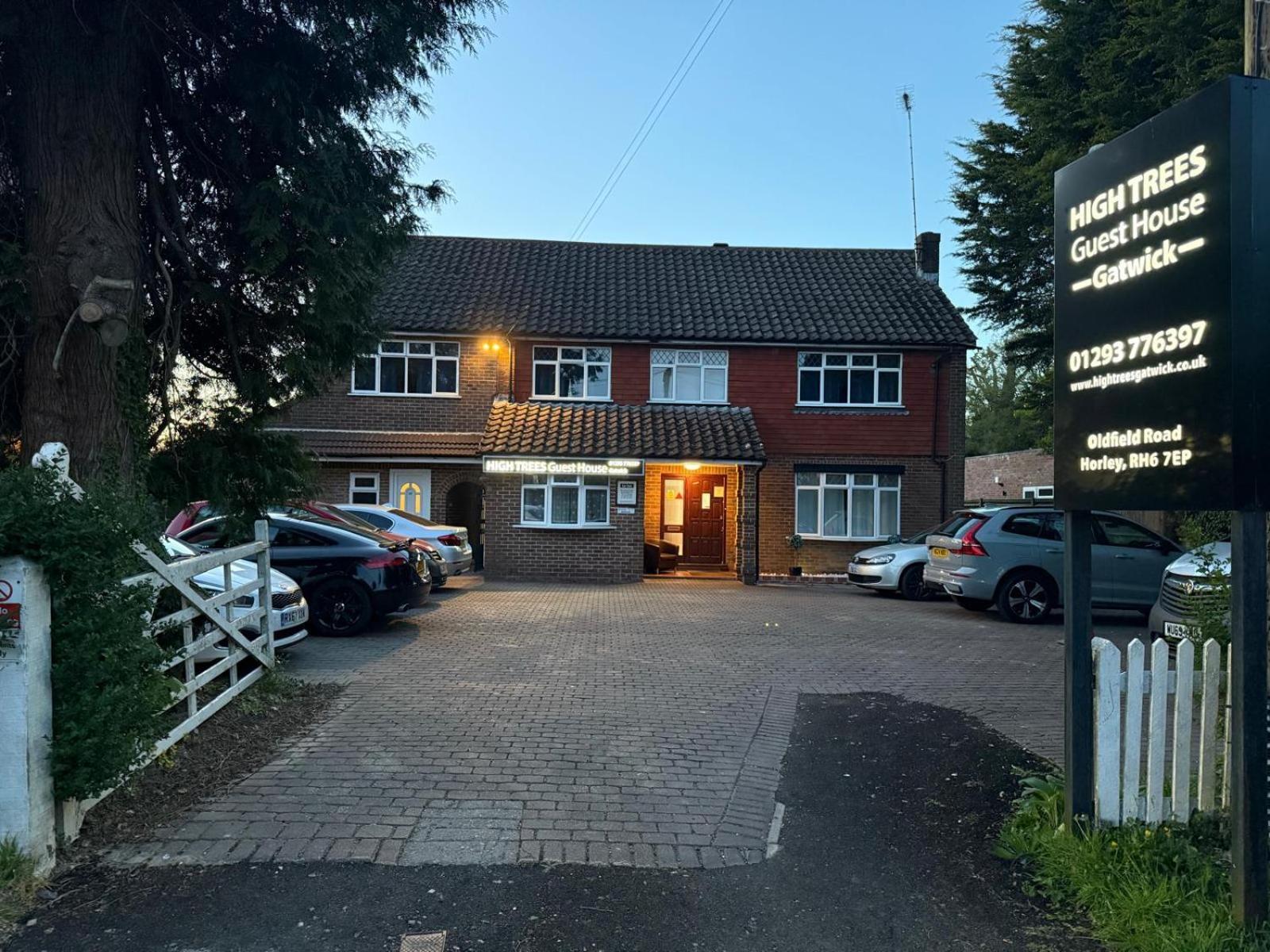 High Trees Guest House Gatwick Χόρλι Εξωτερικό φωτογραφία